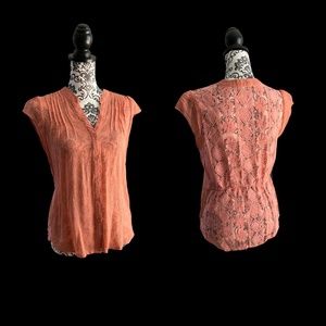 🍀 4 for $24:  button up blouse, in coral sz: small